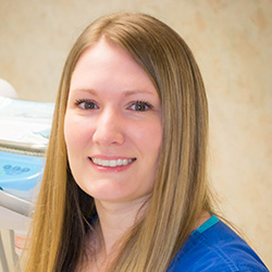 Headshot of dental hygienist Sarah Sargent